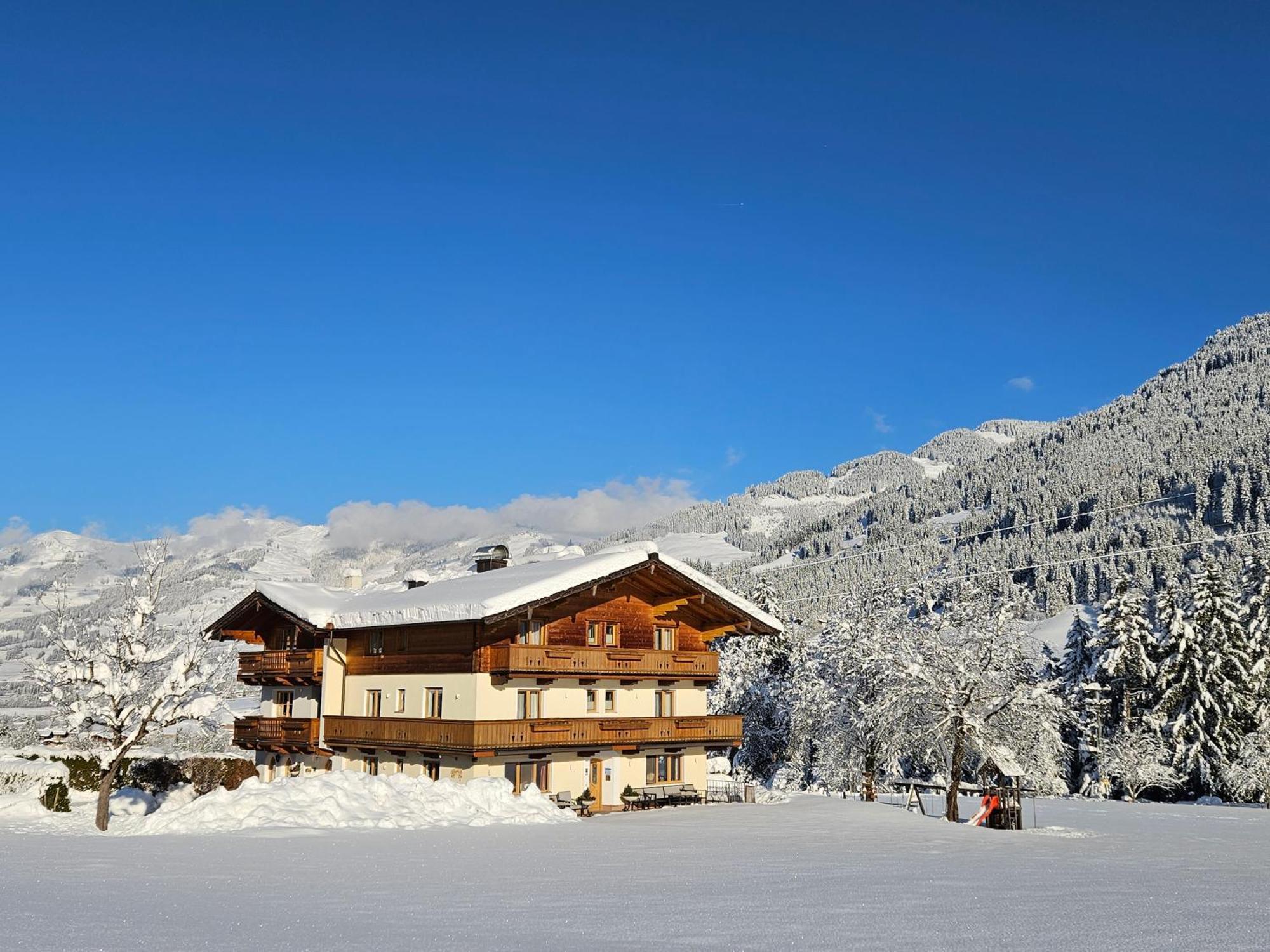 Pension Ederhof ヨッホベルク エクステリア 写真