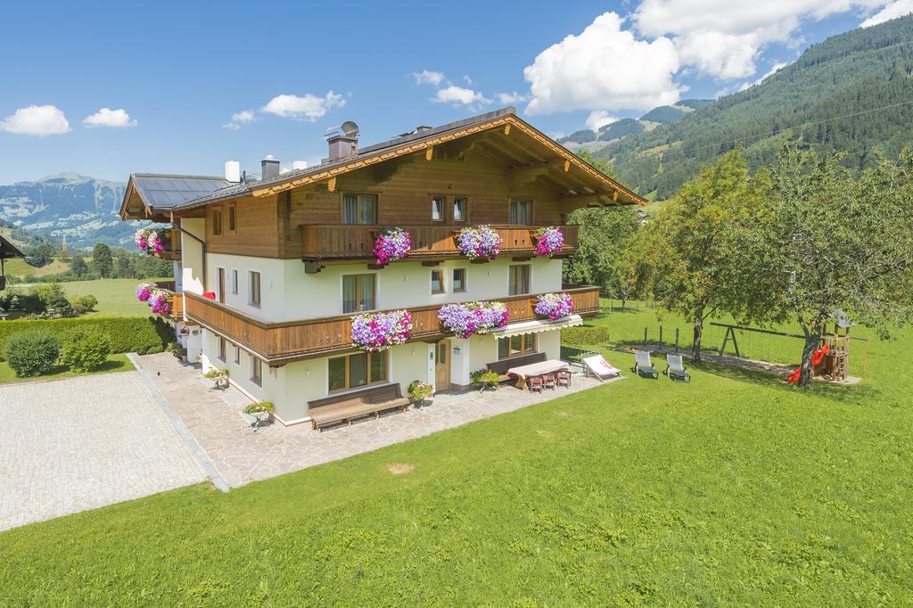 Pension Ederhof ヨッホベルク エクステリア 写真